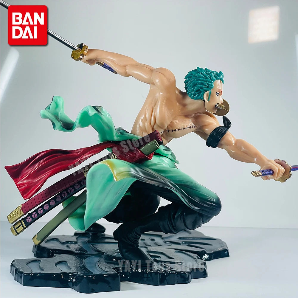 Miniatura Roronoa Zoro – Figura One Piece 10cm | Coleção Anime com Três Espadas